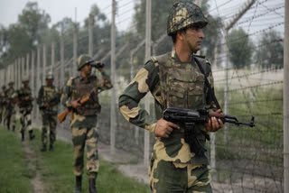 Pak violates ceasefire in J-K's Nowshera sector  പാകിസ്ഥാന്‍ വീണ്ടും വെടിനിര്‍ത്തല്‍ ലംഘിച്ചു  നൗഷേര മേഖല  ജമ്മു കശ്‌മീര്‍  ceasefire in J-K's Nowshera sector
