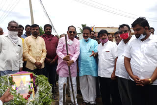 Minister Prabhu Chavana drive to various works in aurad