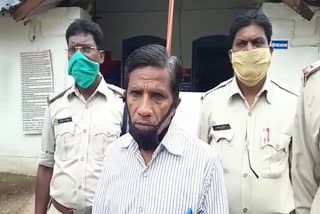 sub-engineer-arrested-in-mungeli-for-fraud-of-18-lakhs