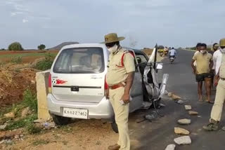 car accident at avuladhatla highway ananthapuram district