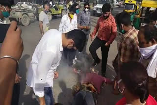 Chinese President's effigy burnt IN INDORE