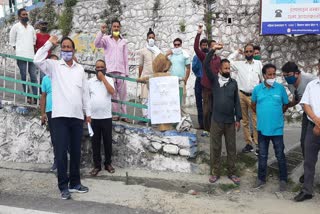 jan-ekta-party-burnt-effigy-of-state-government-in-tehri