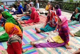 Women and children did yoga