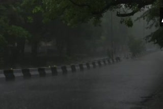 Rain in Delhi, heavy Rain in Delhi, Delhi rain news, Delhi rain latest news, ದೆಹಲಿಯಲ್ಲಿ ಮಳೆ, ದೆಹಲಿಯಲ್ಲಿ ಭಾರಿ ಮಳೆ, ದೆಹಲಿ ಮಳೆ ಸುದ್ದಿ,