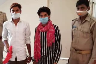 Noida police station 3 police arrested two youths with stolen bikes