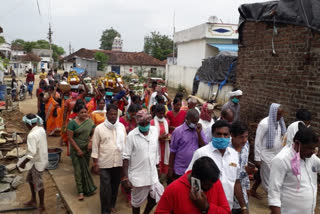 Bonalu festival at nizamabad without social distancing