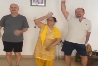 Anupam Kher presents 'mother of all dances'