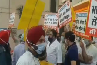 doctors protest against cea act, commotion outside dmc hospital during protest