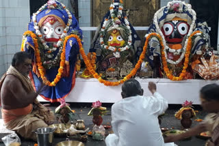 Disgruntled devotees could not see photos of the rathyatra in Shabar Shrikshetra