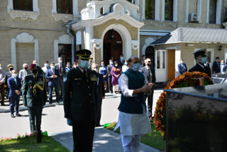 Rajnath Singh pays tribute to Mahatma Gandhi at Indian Embassy in Moscow