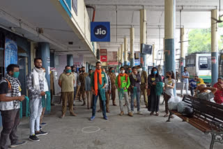 ABVP Hamirpur Unit distributed masks