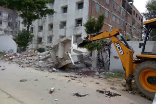 Yogi govt demolishes part of SP leader's medical facility