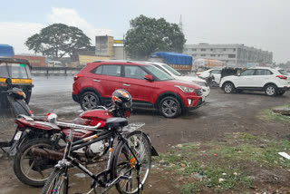 he arrival of rains in Vapi