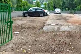 RWA changed dumping zone into parking area in dilshad garden