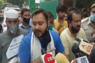 Tejashwi Yadav cycle march against increasing of Petrol diesel prices in patna