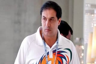 ex-cricketer-robin-singh-car-confiscated-by-police