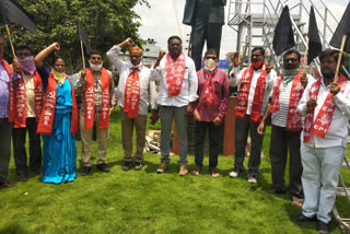 left party leaders protested against increasing petrol and diesel rates