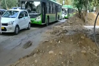 Chhatarpur-Mahipal road condition is bad