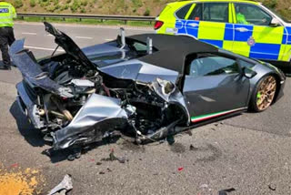 Lamborghini sports car, Lamborghini sports car crashes, Lamborghini sports car crashes news, Lamborghini sports car crashes latest news, ಲ್ಯಾಂಬೊರ್ಗಿನಿ ಸ್ಫೋರ್ಟ್ಸ್​ ಕಾರ್, ಲ್ಯಾಂಬೊರ್ಗಿನಿ ಸ್ಫೋರ್ಟ್ಸ್​ ಕಾರ್ ಅಪಘಾತ, ಲ್ಯಾಂಬೊರ್ಗಿನಿ ಸ್ಫೋರ್ಟ್ಸ್​ ಕಾರ್ ಅಪಘಾತ ಸುದ್ದಿ,