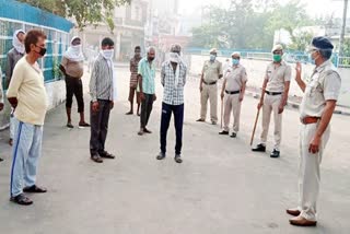 awareness campaign against drugs by grp at ganaur railway station