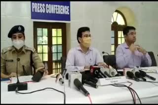 deputy commissioner amit khatri said again lockdown in Gurugram news is rumor