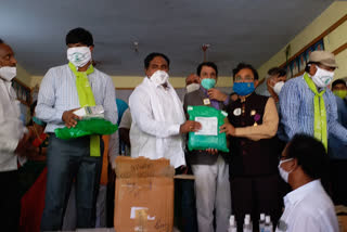 minister errabelli dayakar rao ppe kits distribution to doctors in mahabubabad district