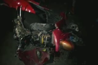 police vehicle hit a scooter motorcycle, two injured in jaipur