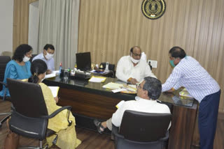 minster jai singh agrawal took meeting of Inter departmental committee meeting