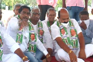 JDS Protest Against Poor Works of Narayanpur canal