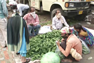 ईंधन की बढ़ी कीमतों ने सब्जी, फल व्यवसाय को किया प्रभावित