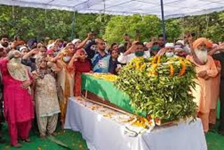 Soldier deployed in Ladakh attains martyrdom on duty, laid to rest in Punjab