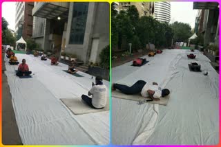 Barah Khambha Police Station SHO performed yoga with a staff of 120 policemen