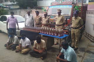 telangana liquor caught in sattenapalli mandal in guntur district