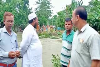 Flood effected area visited by mla of jania barpeta assam etv bharat news