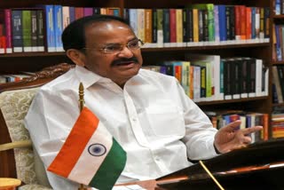 Vice President Naidu  COVID-19 pandemic  Facebook post  ന്യൂഡൽഹി  ഉപരാഷ്‌ട്രപതി  മഹാമാരി