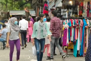 Sarojini Nagar Market Traders Association gives bumper discounts to customers