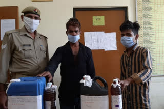 Ecotech 3 police of Greater Noida arrested two accused selling adulterated liquor