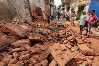 meat shop collapsed in Raghunathpur