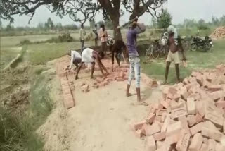 Migrant workers in Barabanki lauded by PM Modi for their work to restore Kalyani river