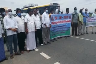 lorry owners protest at kurnool national highway