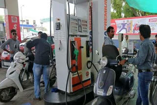 Petrol and diesel price in Delhi today