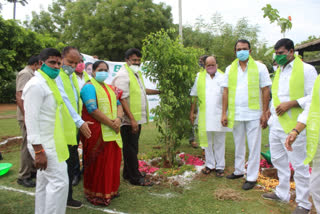 minister-talasani-srinivas-yadav-participated-in-harithaharam-programme-in-hyderabad