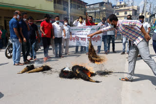 ajycp protest against price hike of petrol-diesel