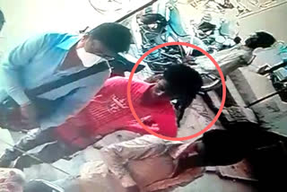 stealing incident captured in cctv camera