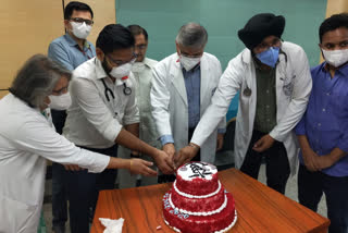 aiims director randeep guleria celebrate doctors day