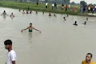 गोण्डा में दो बच्चे तालाब में डूबे
