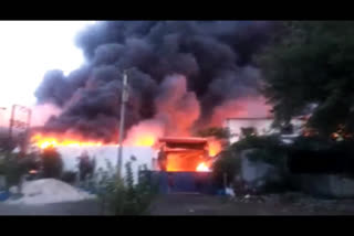 Mumbai commercial building fire