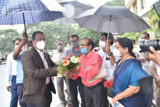 New District Collector Nitesha Patil visits Kim's