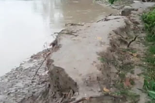 Chirang irrosion of Makra River
