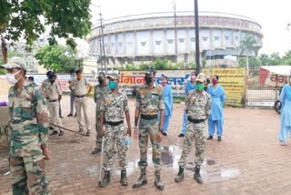 police personnel of raipur continued to do duty amid corona infection